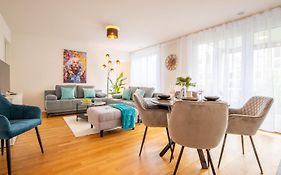 Special Einstein Iiv Apartment, Messe Kleinbasel 10-Star