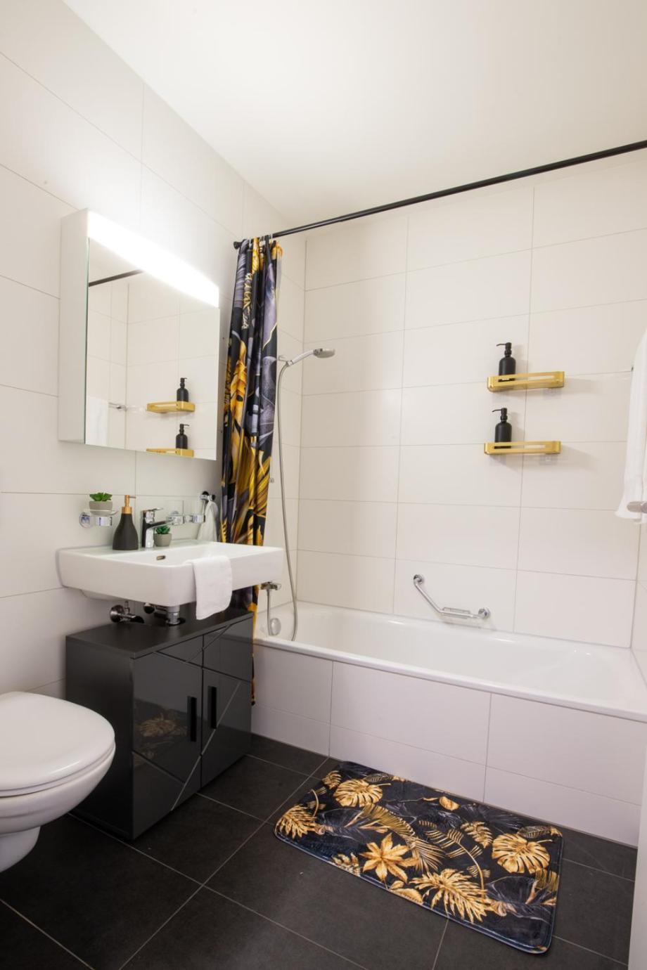 Special Einstein Iiv Apartment, Messe Kleinbasel 10-Star Exterior foto